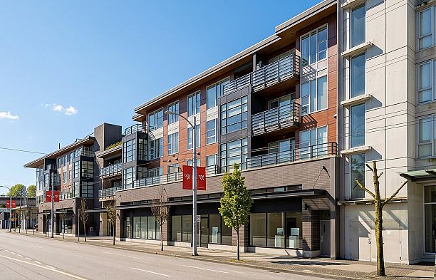 306 1628 W 4th Avenue False Creek