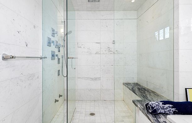 5826 Angus Drive South Granville