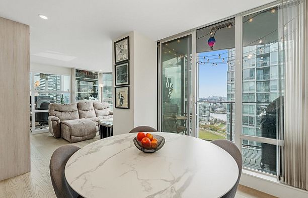 3106 1495 Richards Street Yaletown