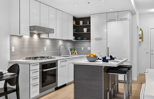 306 1628 W 4th Avenue False Creek