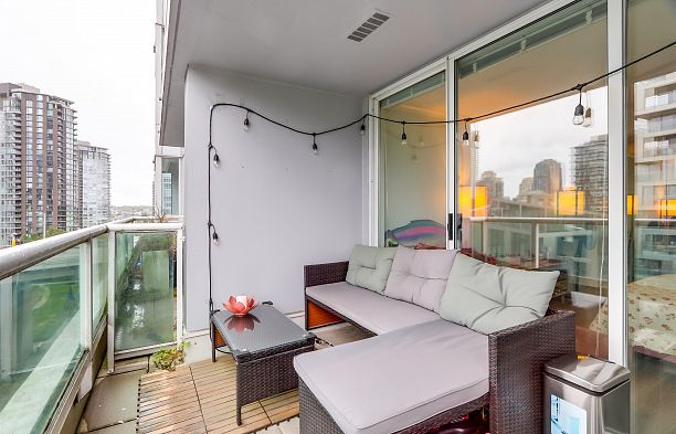 1401 1500 Howe Street Yaletown