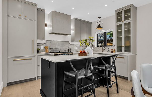 2 4088 Maple Crescent Quilchena