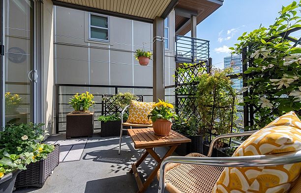 306 1628 W 4th Avenue False Creek
