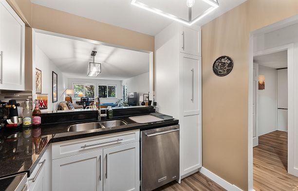203 650 Moberly Road False Creek