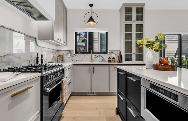 2 4088 Maple Crescent Quilchena