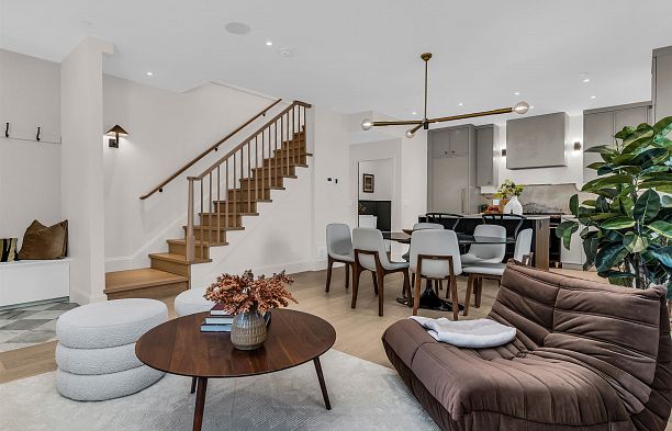 2 4088 Maple Crescent Quilchena