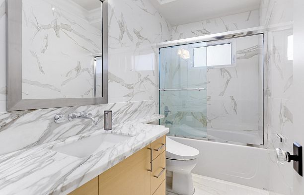 5826 Angus Drive South Granville