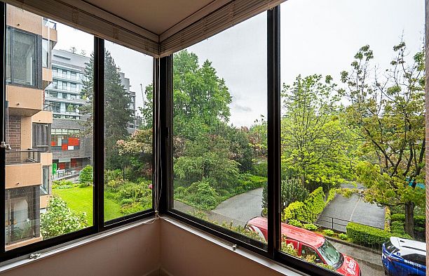 309 2101 Mcmullen Avenue Quilchena