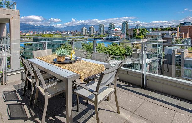 901 1616 Columbia Street False Creek