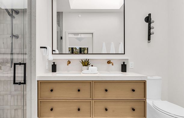 2 4088 Maple Crescent Quilchena