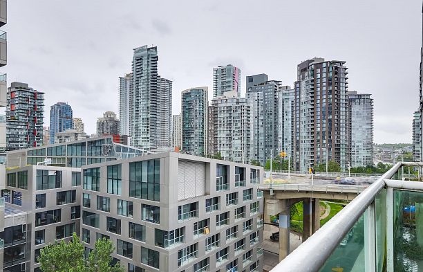 1401 1500 Howe Street Yaletown