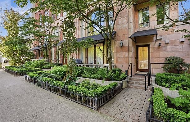 1260 Richards Street Yaletown