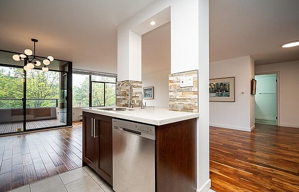 309 2101 Mcmullen Avenue Quilchena