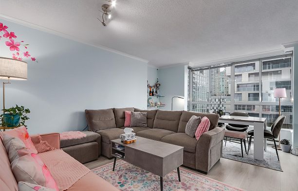 1401 1500 Howe Street Yaletown