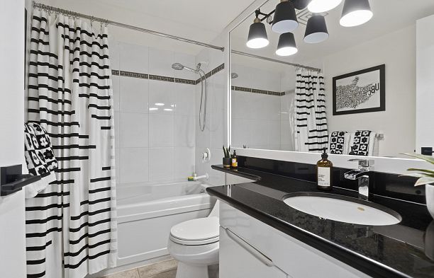 608 560 Cardero Street Coal Harbour