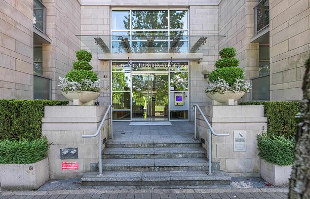 901 1616 Columbia Street False Creek