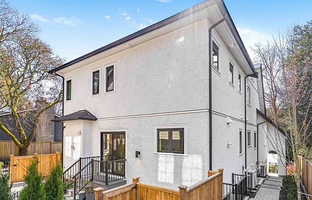 2 4088 Maple Crescent Quilchena