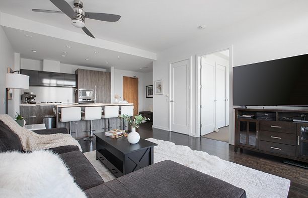 901 1616 Columbia Street False Creek