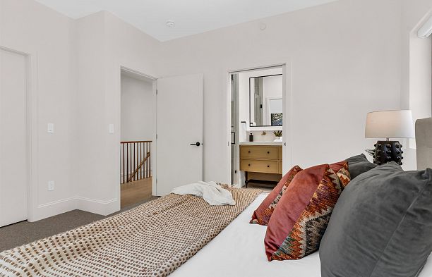 2 4088 Maple Crescent Quilchena