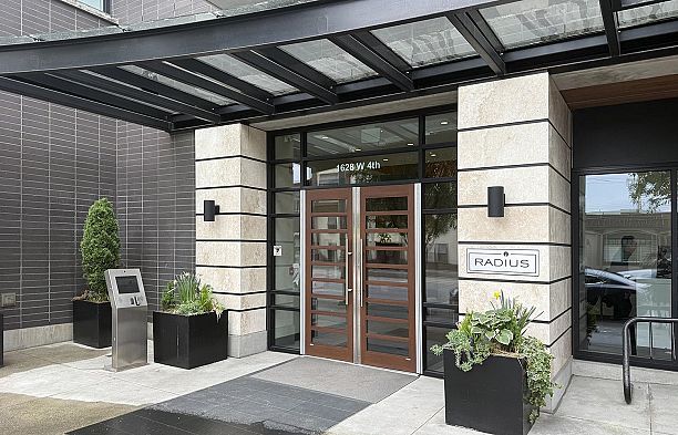 306 1628 W 4th Avenue False Creek