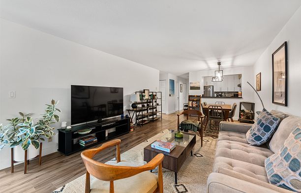 203 650 Moberly Road False Creek