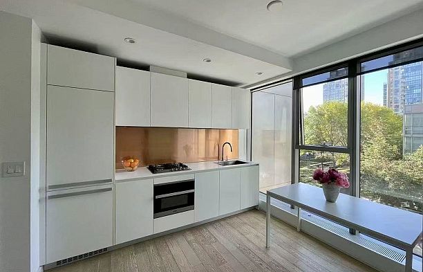 503 1480 Howe Street Yaletown