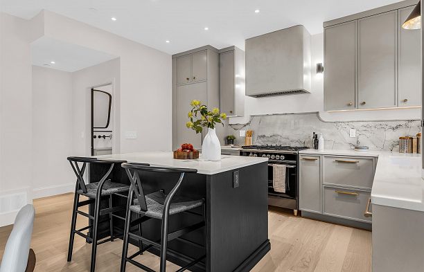 2 4088 Maple Crescent Quilchena