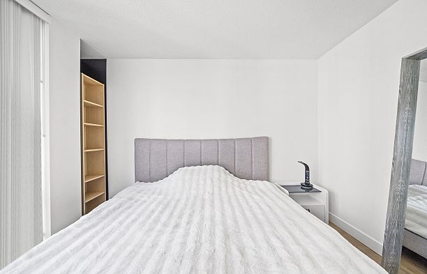 1807 583 Beach Crescent Yaletown
