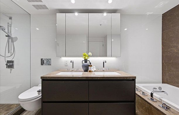 506 7228 Adera Street South Granville