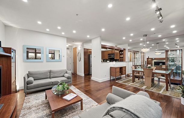 202 1750 W 2nd Avenue False Creek