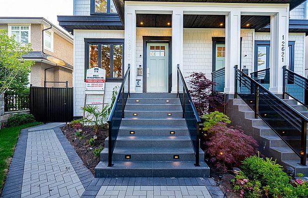 2623 Mcbain Avenue Quilchena