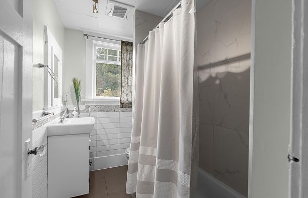 3425 W 8th Avenue Kitsilano