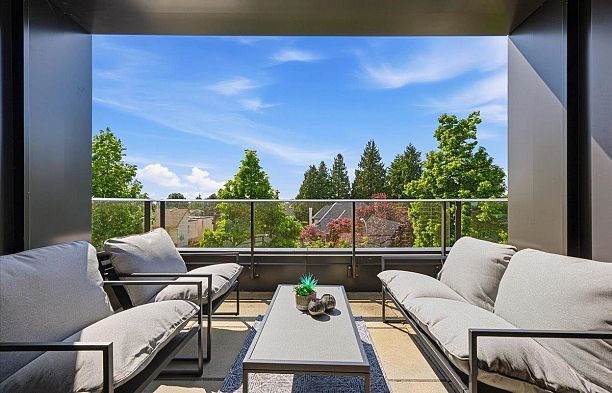 506 7228 Adera Street South Granville