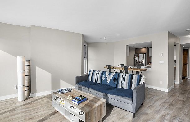 2705 1323 Homer Street Yaletown
