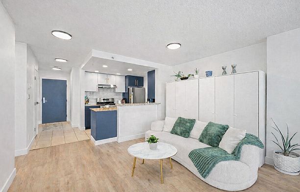 1807 583 Beach Crescent Yaletown