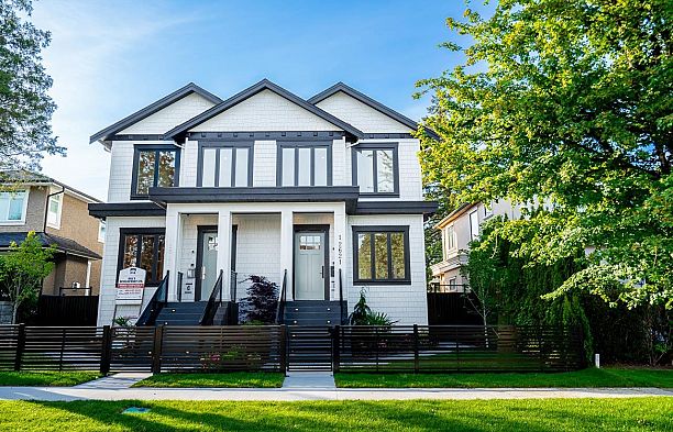 2621 Mcbain Avenue Quilchena