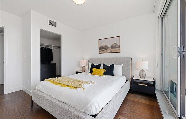 506 7228 Adera Street South Granville