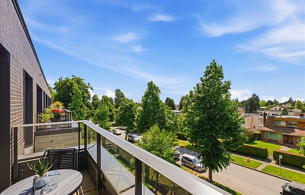 506 7228 Adera Street South Granville