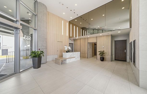 1807 583 Beach Crescent Yaletown