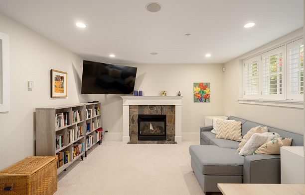 4275 W 14th Avenue Point Grey