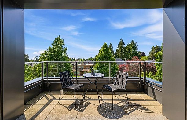 506 7228 Adera Street South Granville