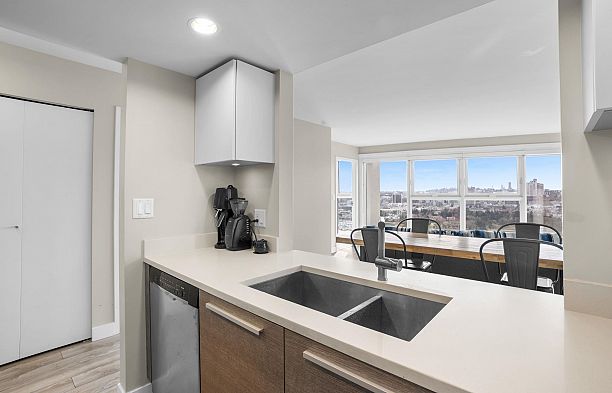 2705 1323 Homer Street Yaletown