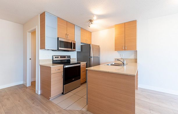 2501 909 Mainland Street Yaletown