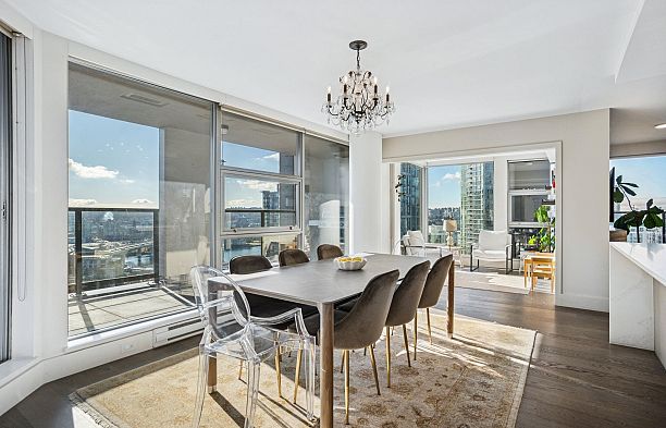 1903 989 Beatty Street Yaletown