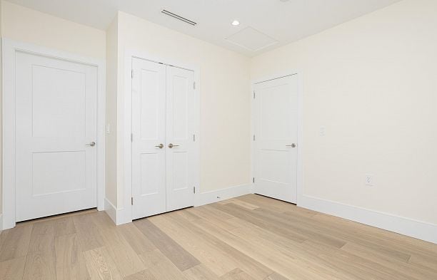 1470 W 57th Avenue South Granville