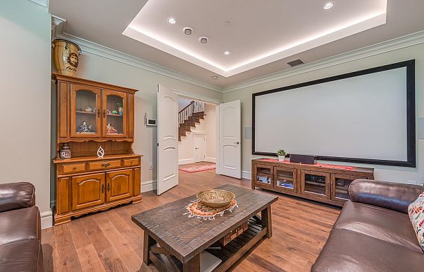 2507 W King Edward Avenue Arbutus
