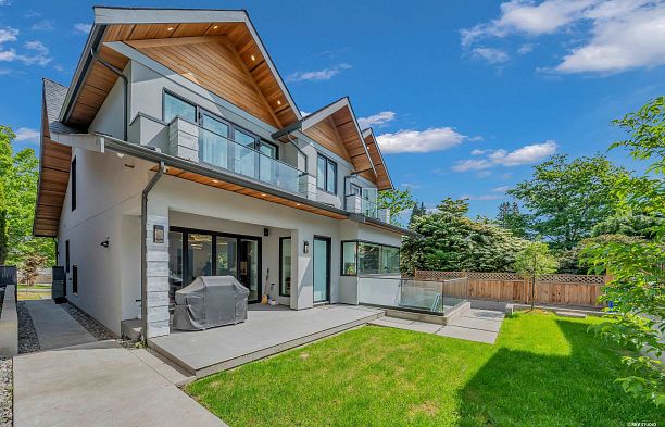 3514 W 27th Avenue Dunbar