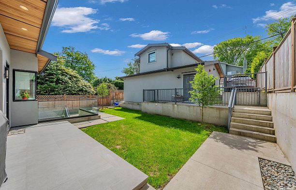 3514 W 27th Avenue Dunbar