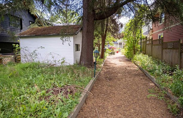 357 E 33rd Avenue Main