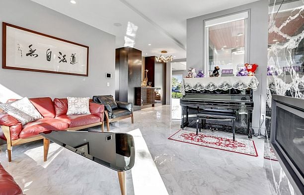 1909 Discovery Street Point Grey